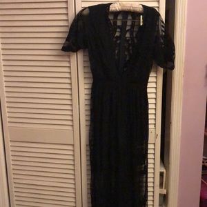 V neck lace long dress with built in shorts